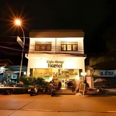 Oldie And Sleepy Hostel Udon Thani Bagian luar foto